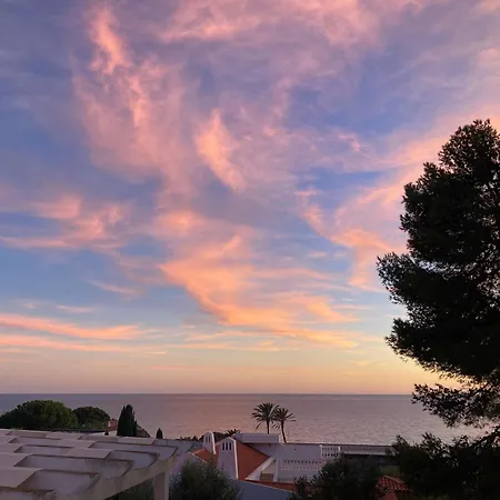 With Private Terrace Overlooking The Sea Apartamento