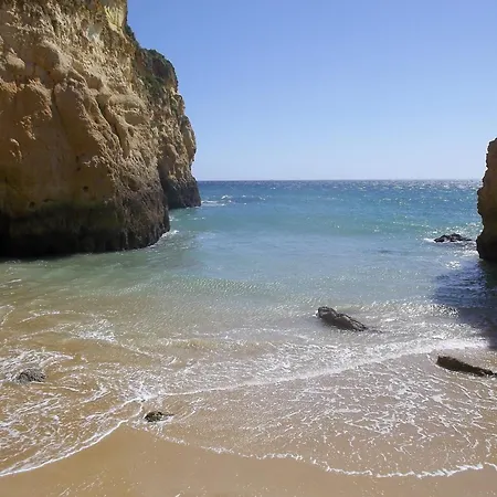 With Private Terrace Overlooking The Sea *